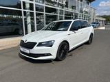 Skoda Superb Combi 2.0 TDI SportLine 4x4 /Bi-Xenon/ - Skoda Superb mit Diesel-Antrieb: Allradantrieb, Kombi, 2.0