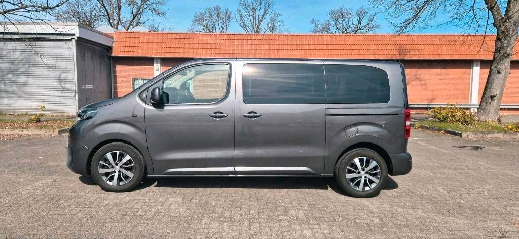 Image of Toyota Verso