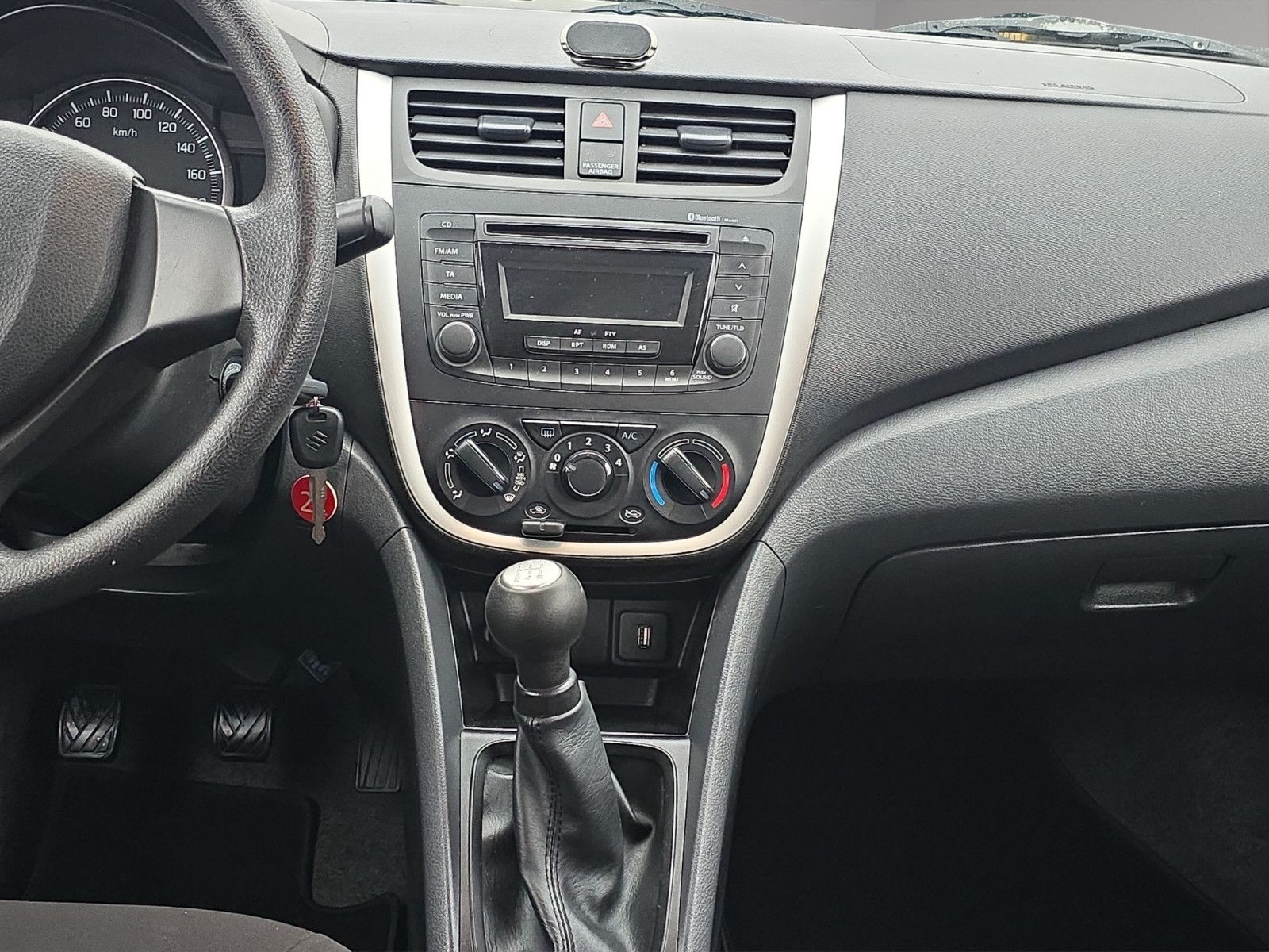 Fahrzeugabbildung Suzuki Celerio Club AUS 1.HAND+WENIG KM+TÜV SERVICE NEU