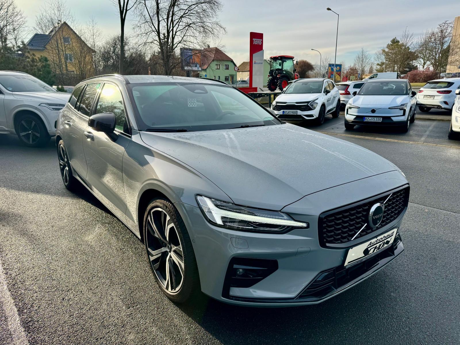 Volvo V60 B4 Kombi Plus Dark