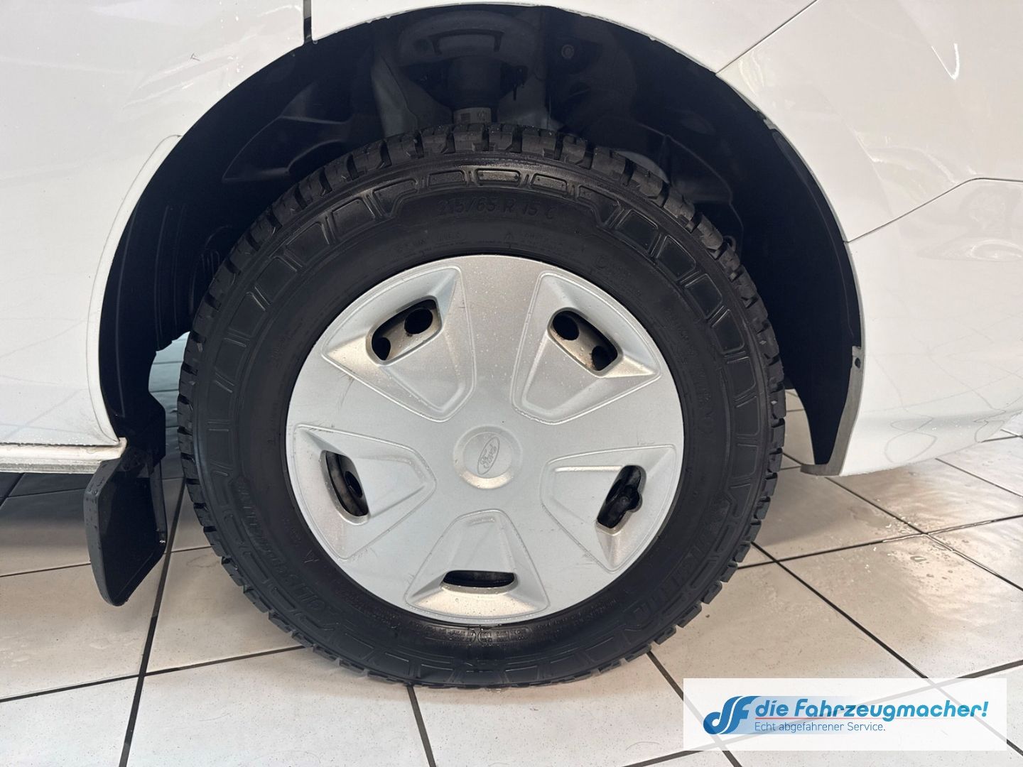Fahrzeugabbildung Ford Transit Custom Kasten 280 L1 Trend DAB Notbremsa