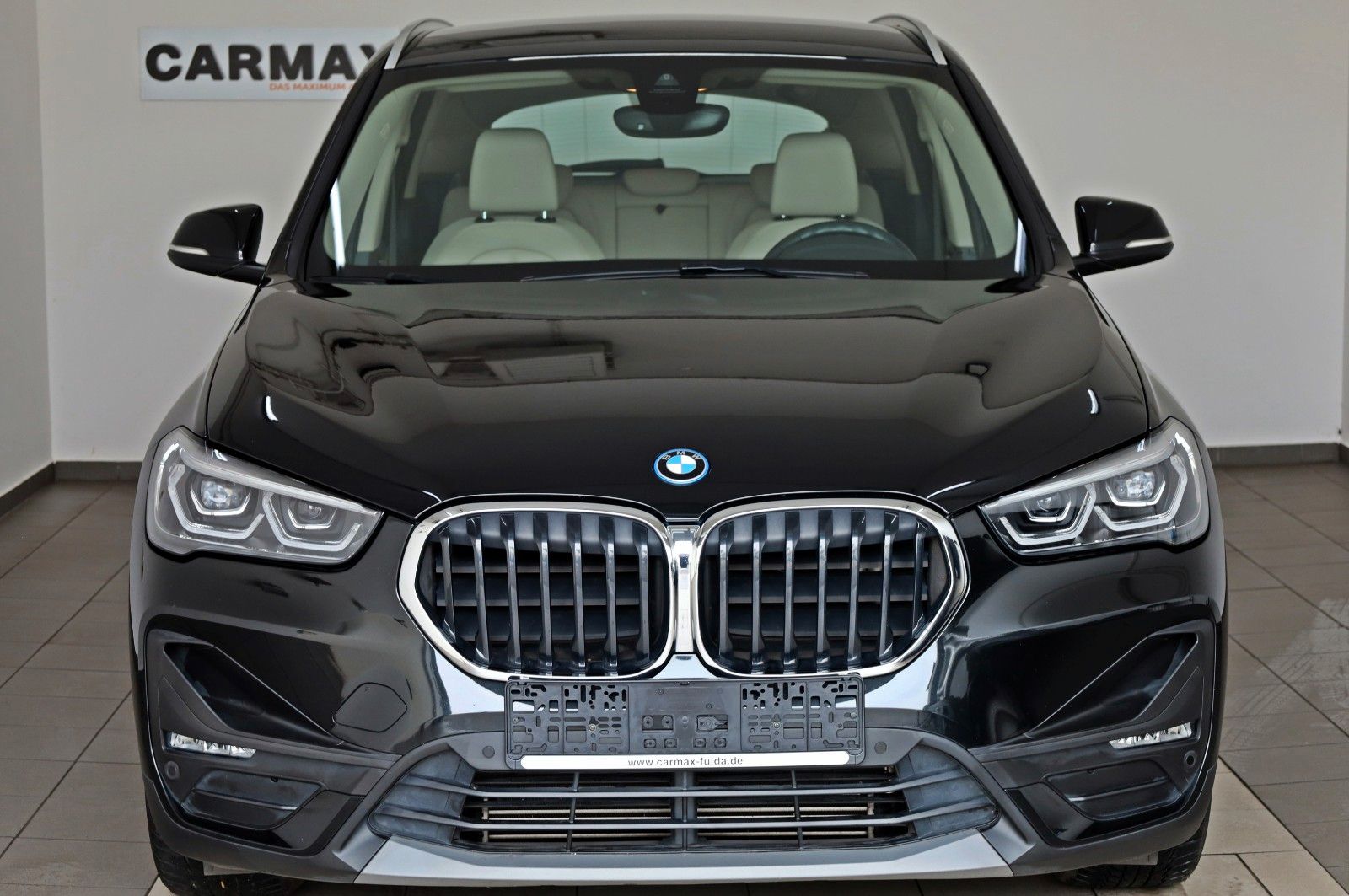 Fahrzeugabbildung BMW X1 xDrive 25e Advantage,Leder,Navi,LED,SH