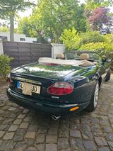 Jaguar XK8 Cabriolet - British Racing Green - 1. Hand - Jaguar XK8 von privat