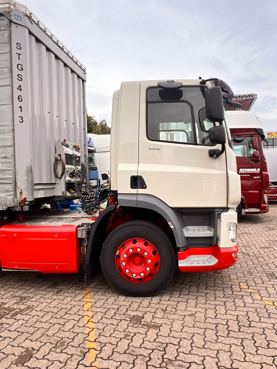 Fahrzeugabbildung DAF CF 440 FT, SC, Retarder