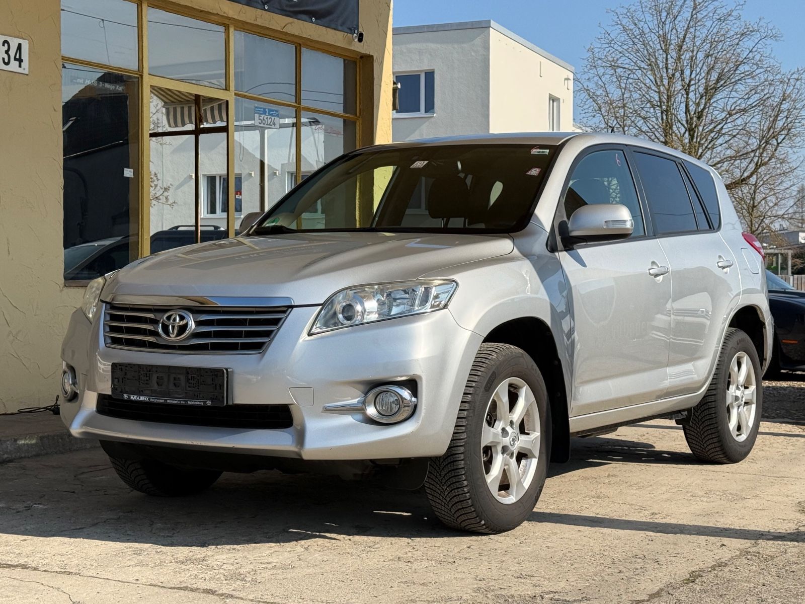 RAV4 Life Automatik|Xenon|158Ps|