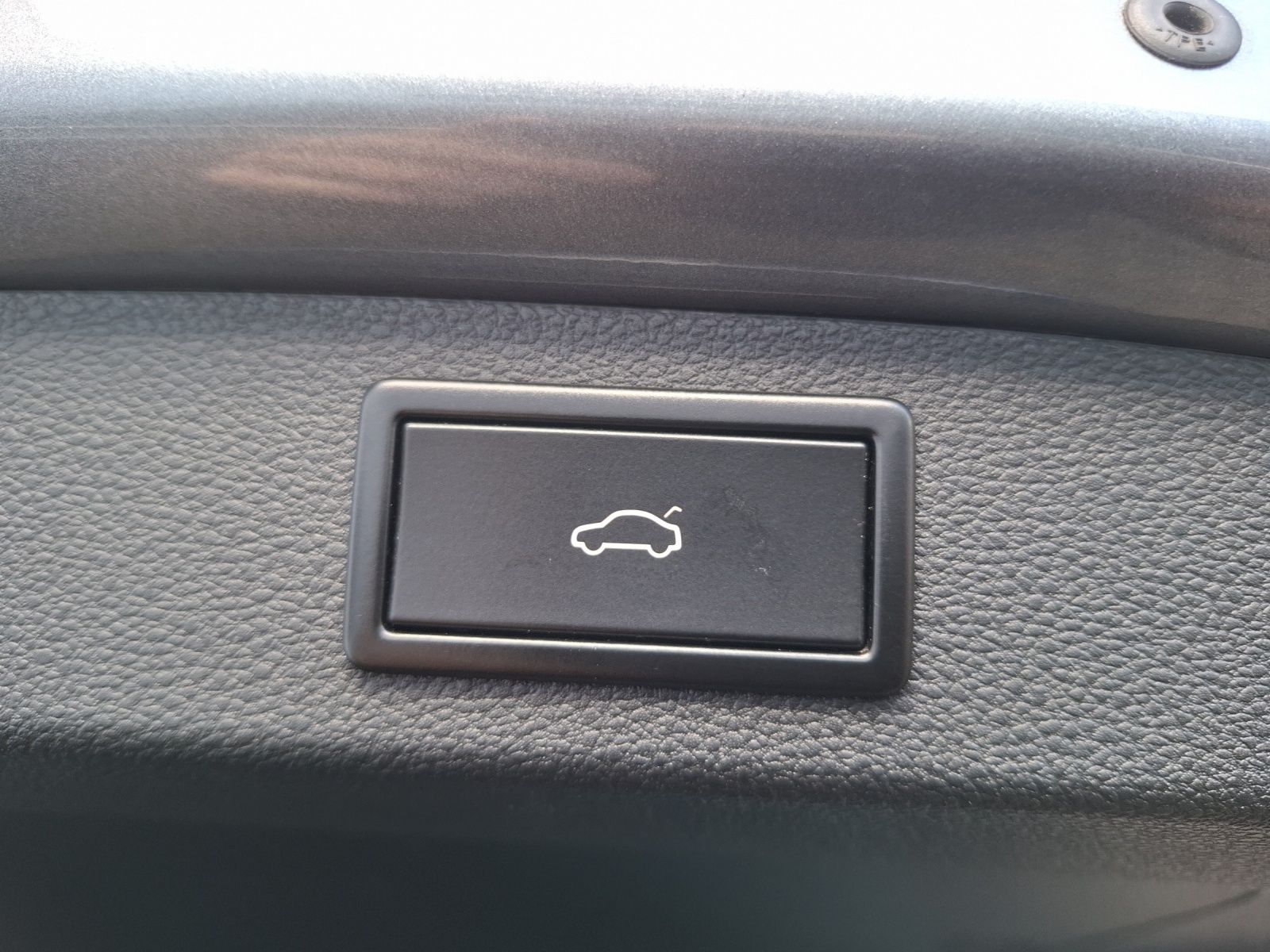 Fahrzeugabbildung SKODA Kodiaq TDI Soleil DSG 4x4 Standhzg. LED Navi Led