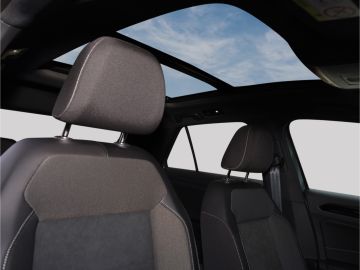 Volkswagen T-Roc Style 1.5 TSI DSG PANO MATRIX-LED