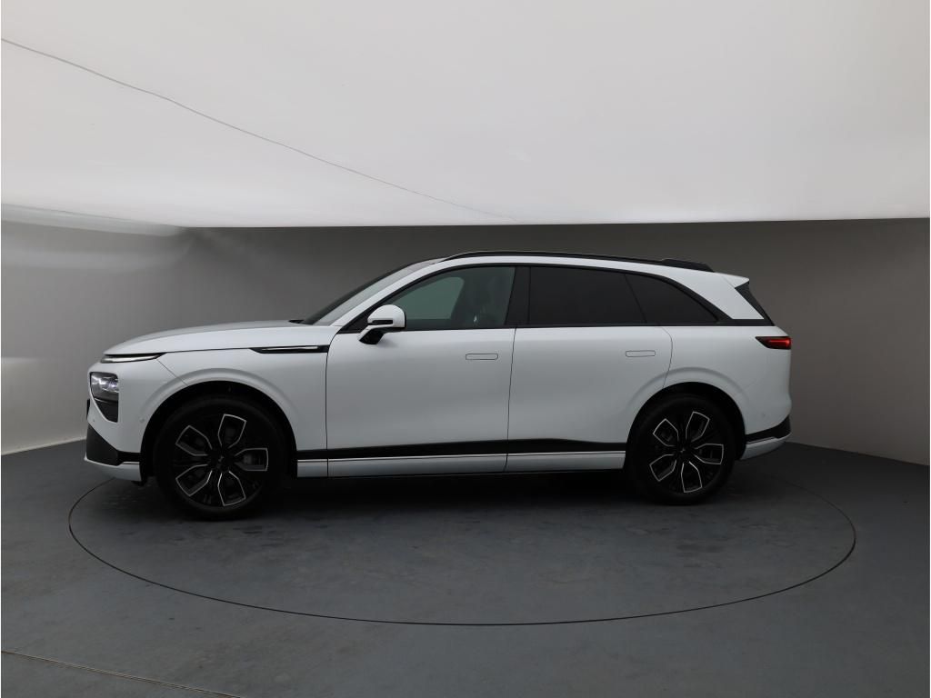 XPENG G9