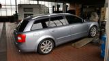 Audi A4 1.8 T Avant - - Audi A4 aus 2004: 1.8