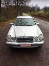 Mercedes-Benz Mercedes Benz E Klasse E200T W210 - : Kombi, W210