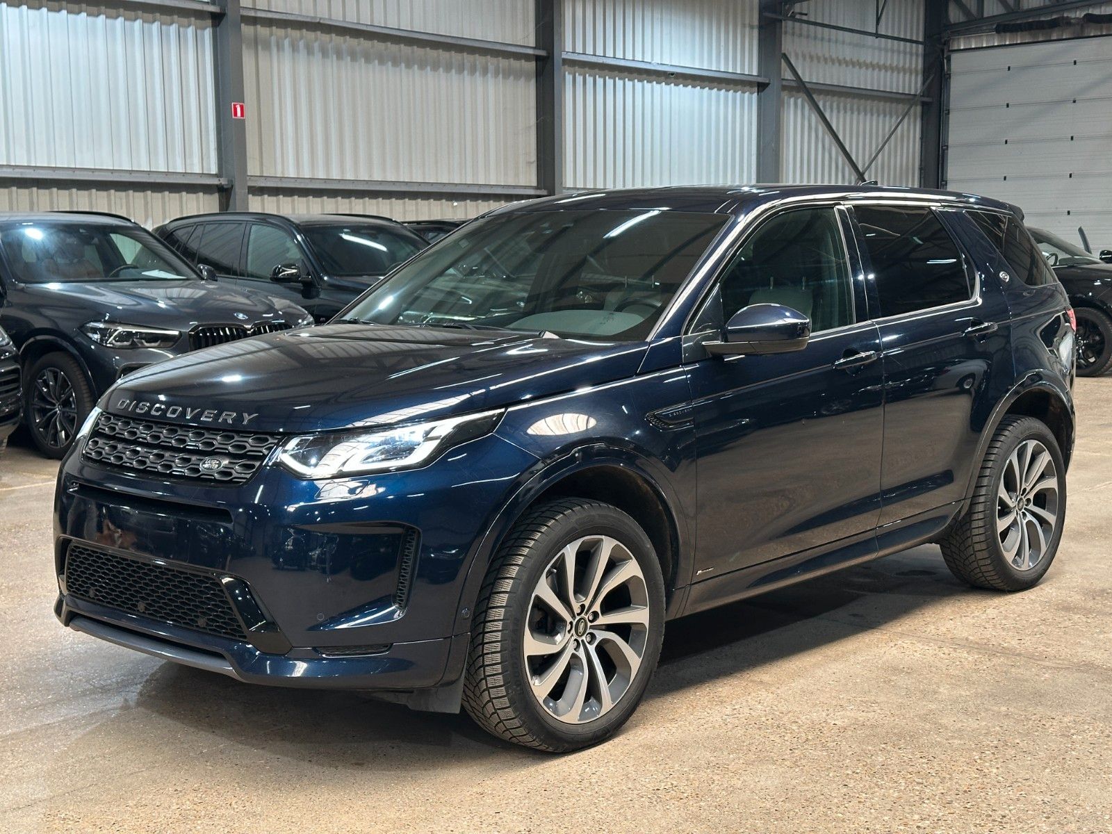 Land Rover Discovery Sport R-Dynamic SE AWD