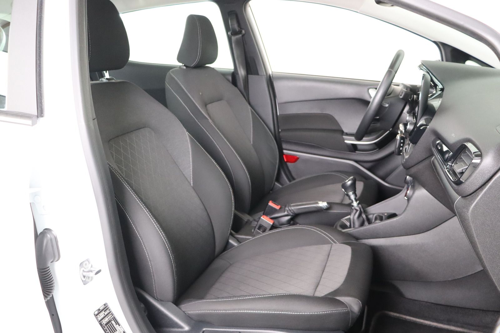 Fahrzeugabbildung Ford Fiesta 1.0 l Active * Klima * SHZ * PDC