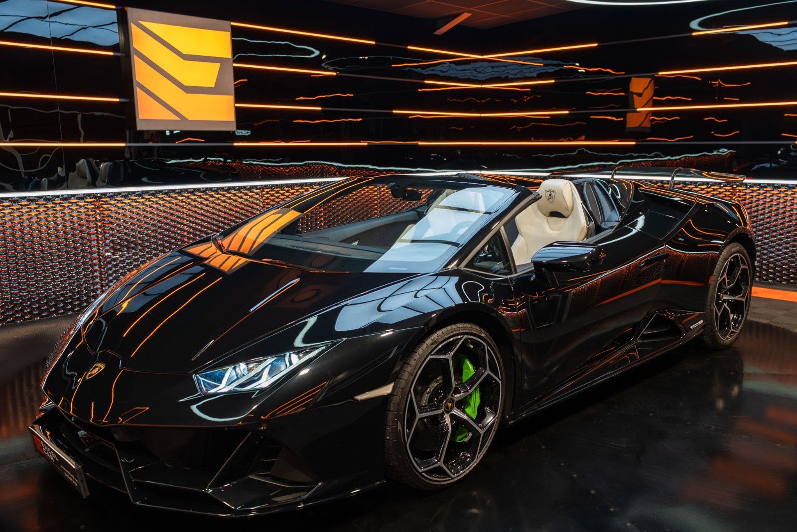 LAMBORGHINI Huracan