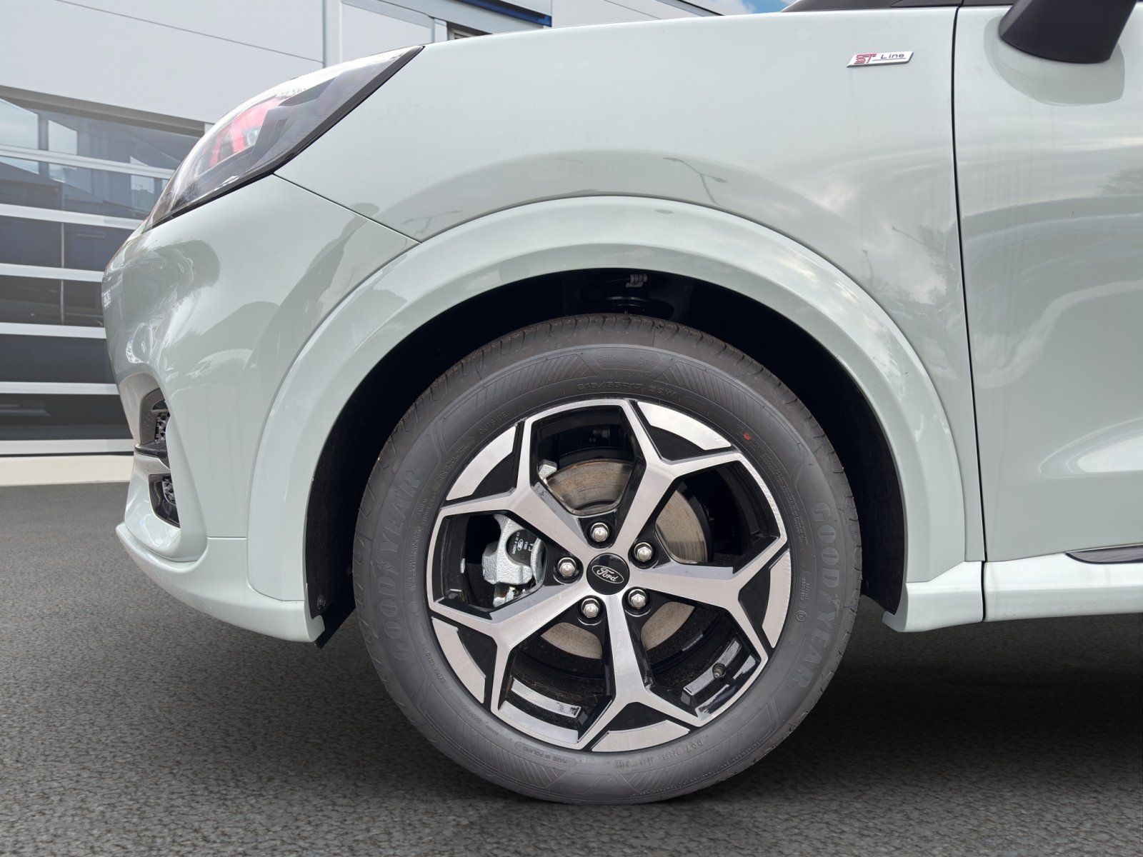 Fahrzeugabbildung Ford Puma 1.0 ECOBOOST ST-Line #Winterpaket