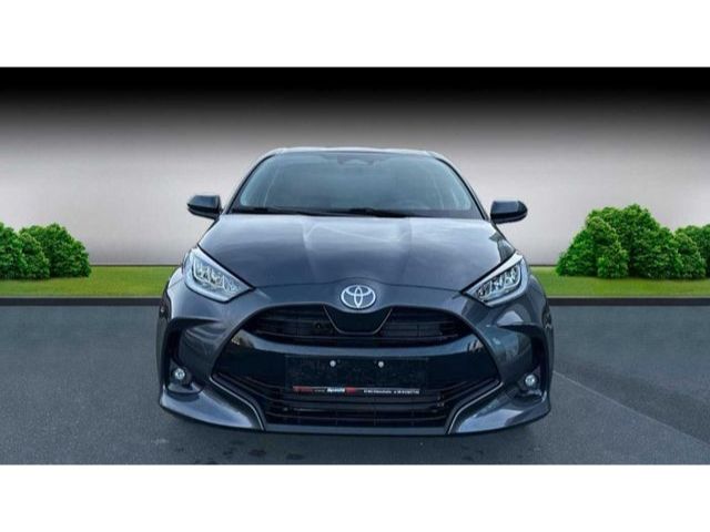 Fahrzeugabbildung Toyota Yaris 1.5 Hybrid Team Deutschland Comfort-Paket