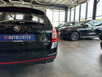 Skoda Octavia Combi RS *BiXenon*Navi*AHK*