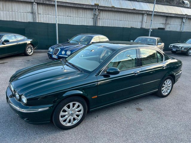 Jaguar X-Type 2.5 V6 24V cat Executive