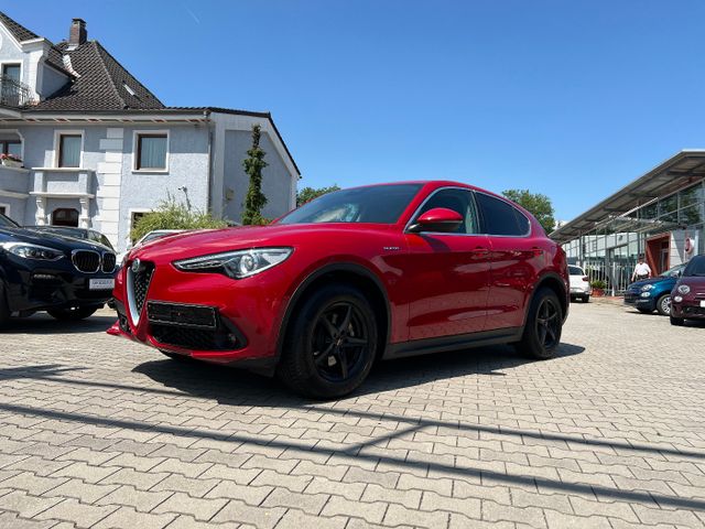 Alfa Romeo Stelvio 2.2 Super Q4 *Bi-Xenon Navi Leder AHK*