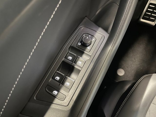 T-Roc Goal 1.0 TSI STANDHZG LED NAVI ACC