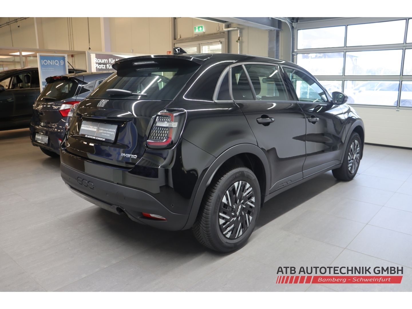 Fahrzeugabbildung Fiat 600 125-Jahre-Edition Hybrid 1,2 T3 74kW (100PS)