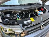 Volkswagen VW T5 Campervan mit Aufstelldach - Volkswagen T5: Van, Camper