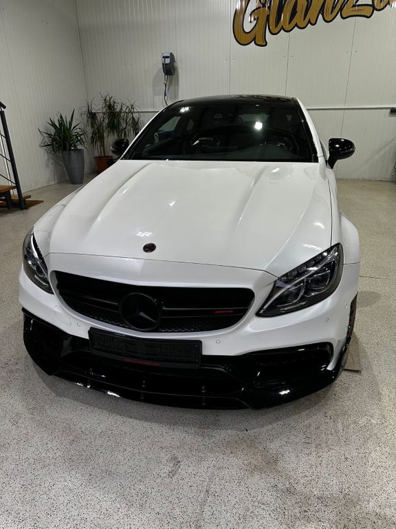 Mercedes-Benz C 63 AMG