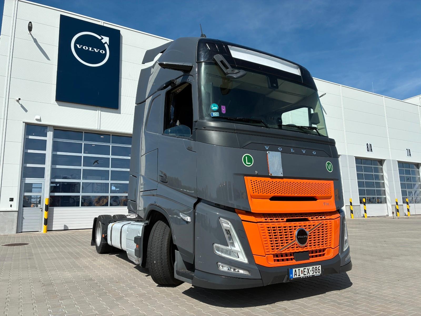 Volvo FH460 AERO MEGA