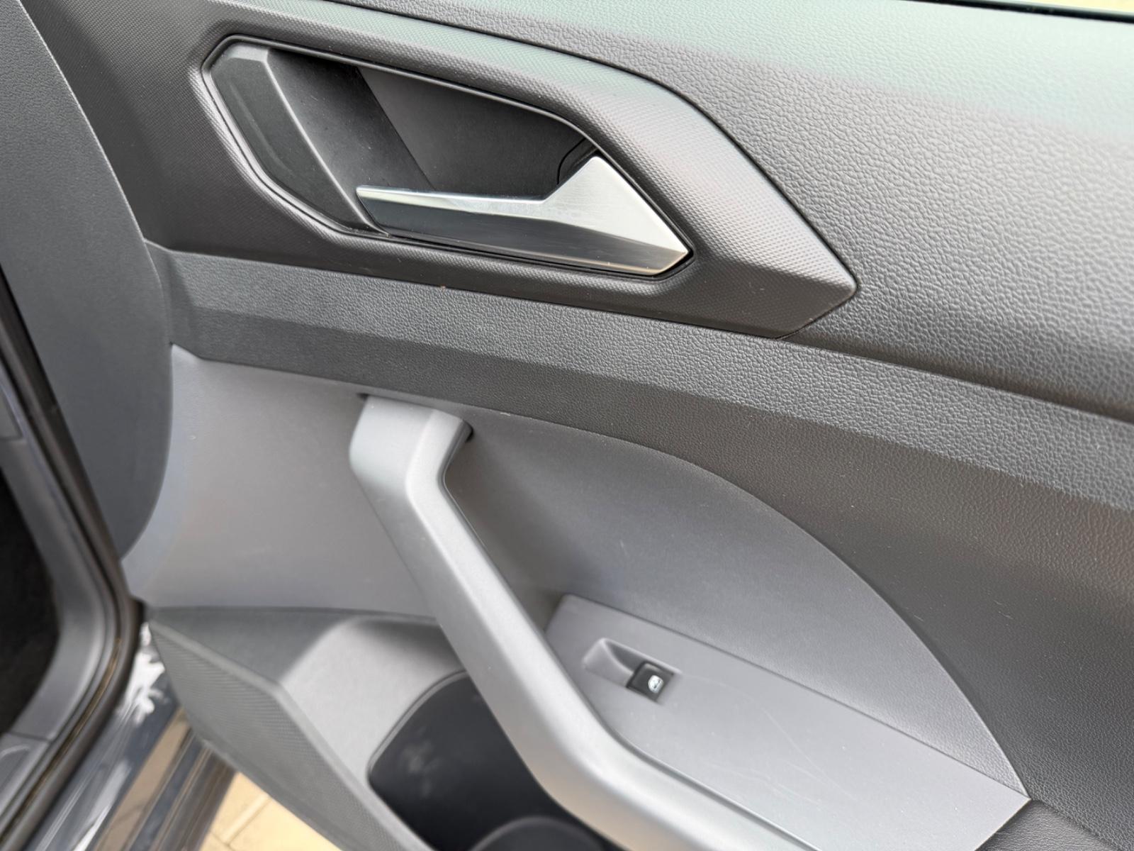 Volkswagen T-Cross Basis