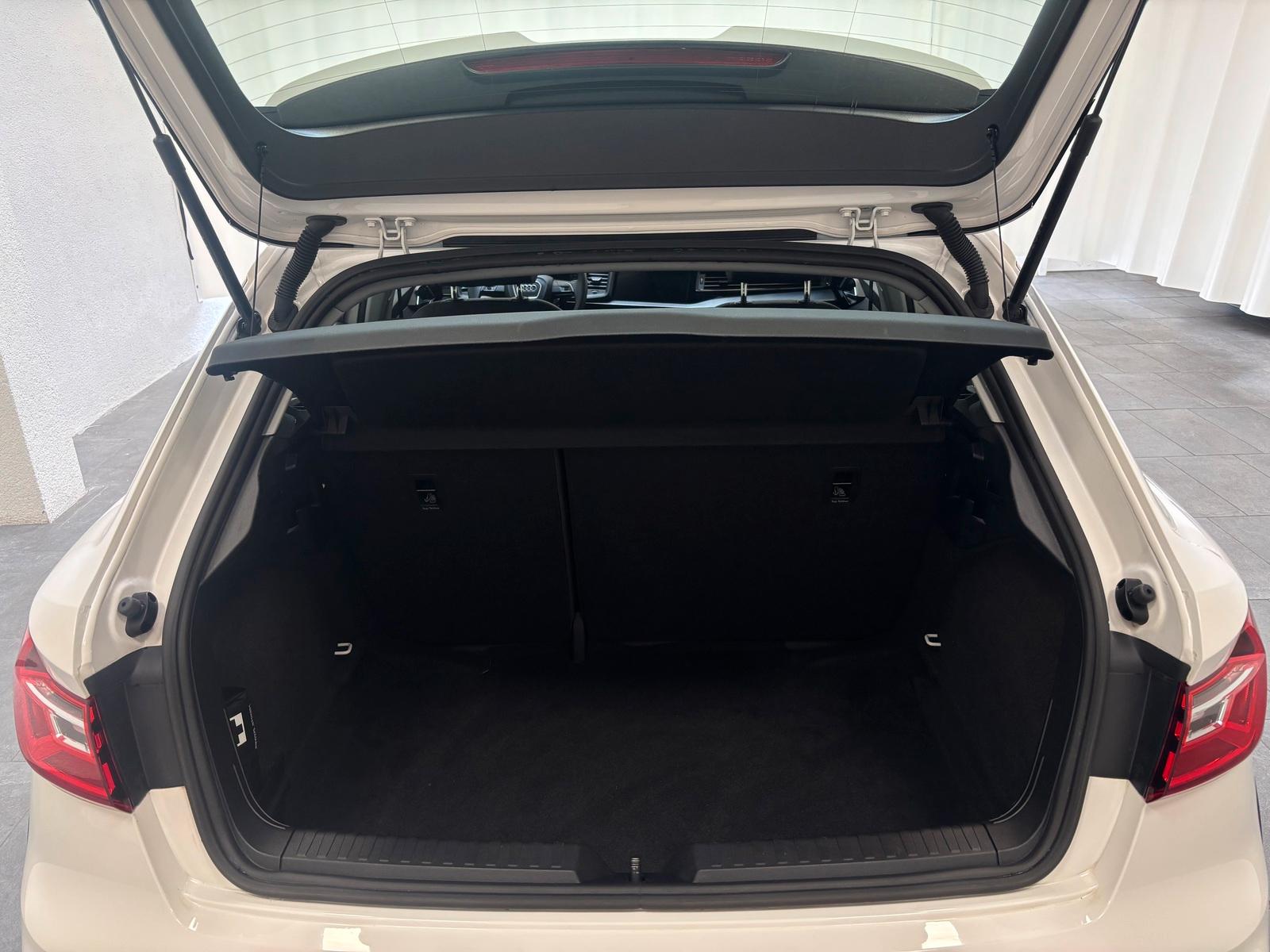 Audi A1 30 citycarver Sitzhzg. PDC Klima USB, миниатюра 6
