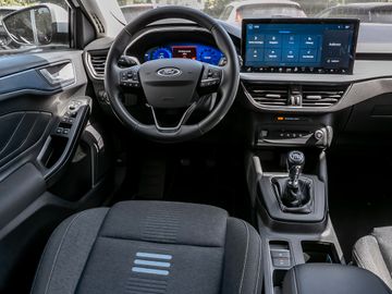 Ford Focus Turnier 1.0 Active X Parkautomatik Kamera