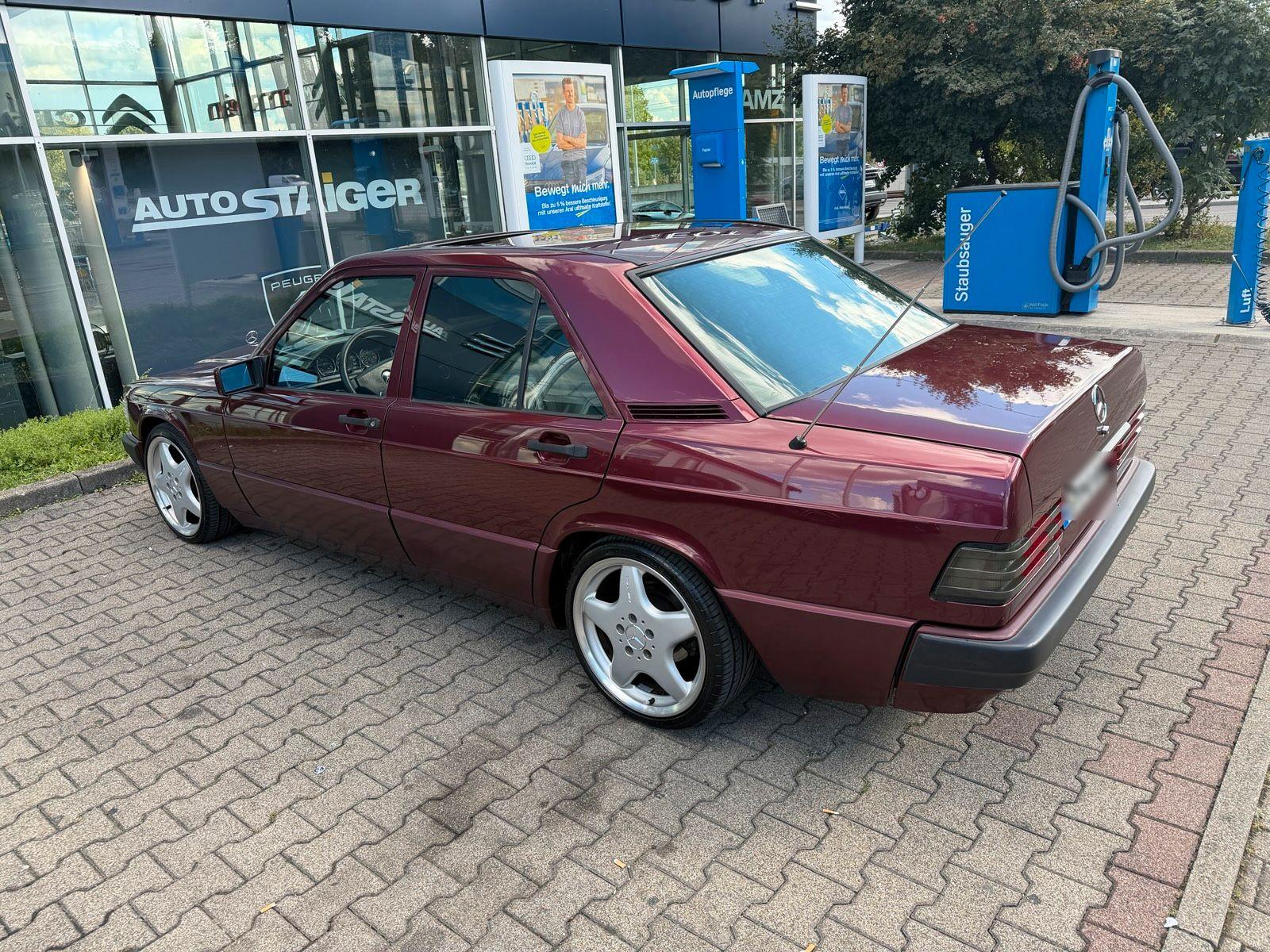 Mercedes-Benz 190