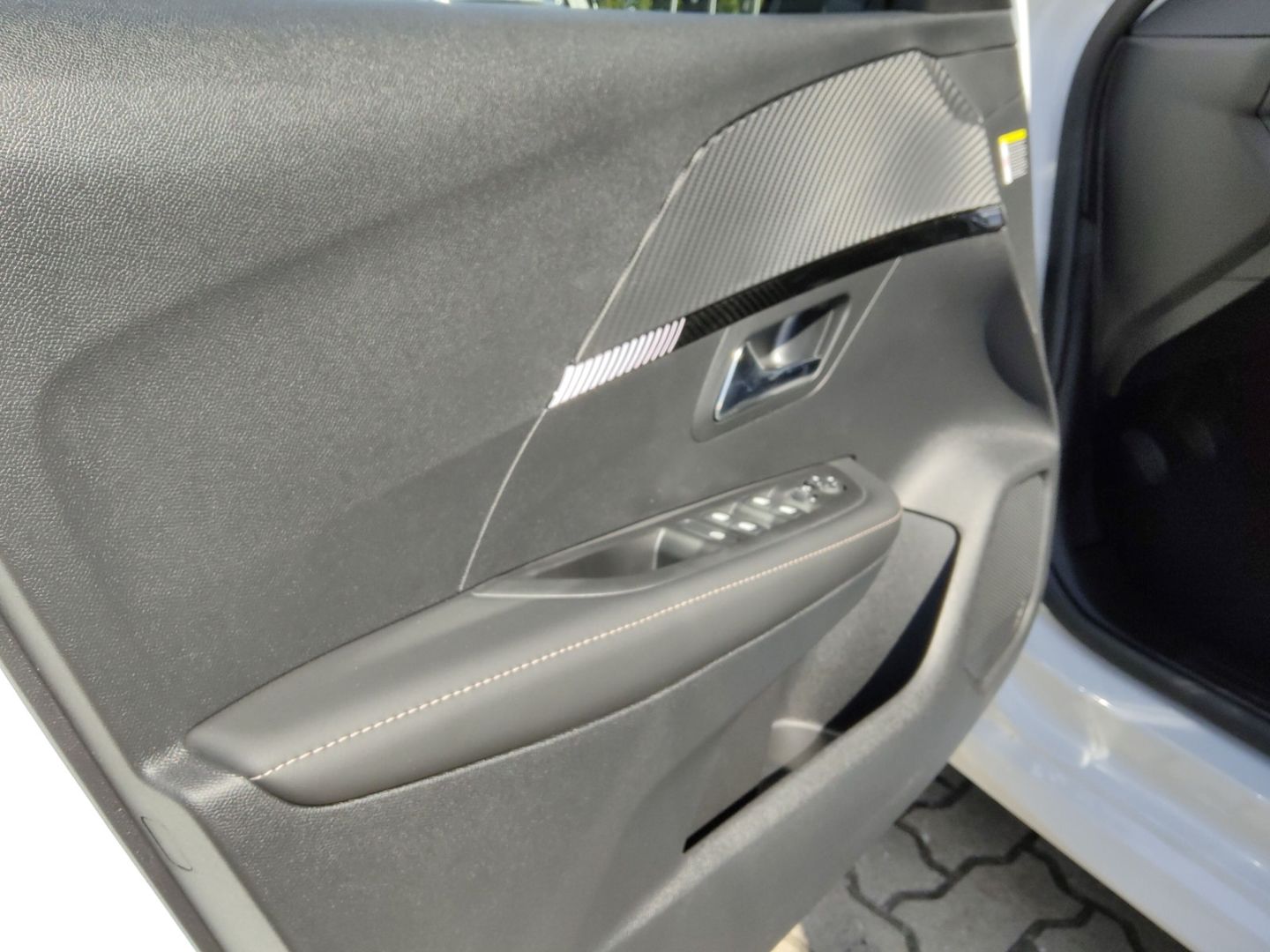 Peugeot 208 - Bild 13