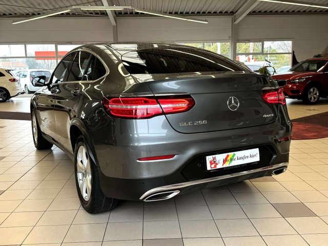 MERCEDES-BENZ GLC 250 — Foto 10