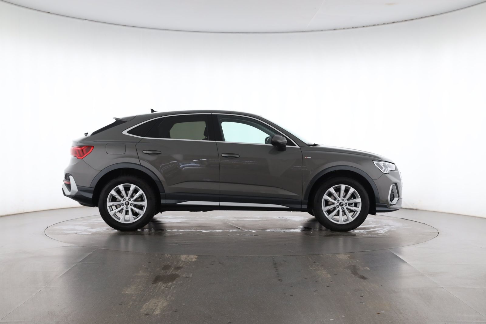 Audi Q3 - Bild 8