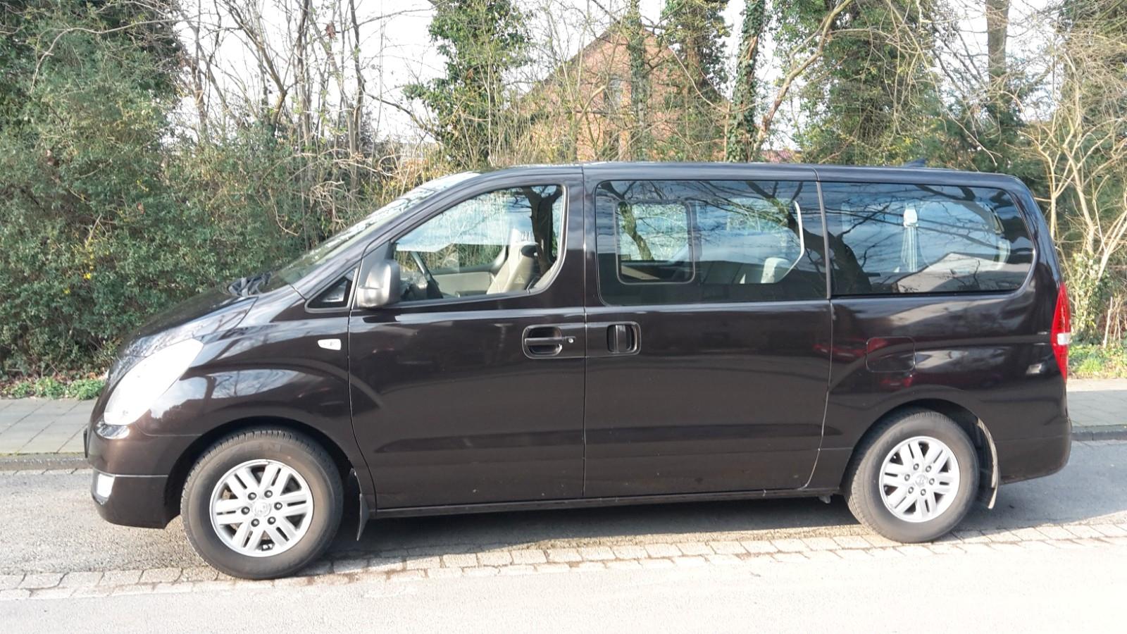 Hyundai H-1 8-Sitze 