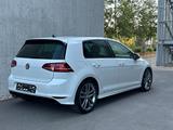 Volkswagen Golf 7 2.0 TDI Allstar DSG *R-LINE*PANO*KAMERA* - Volkswagen Golf: G7
