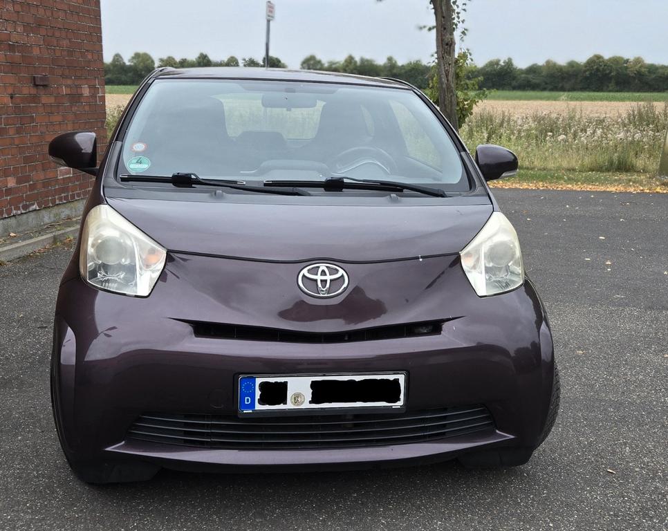 Toyota IQ