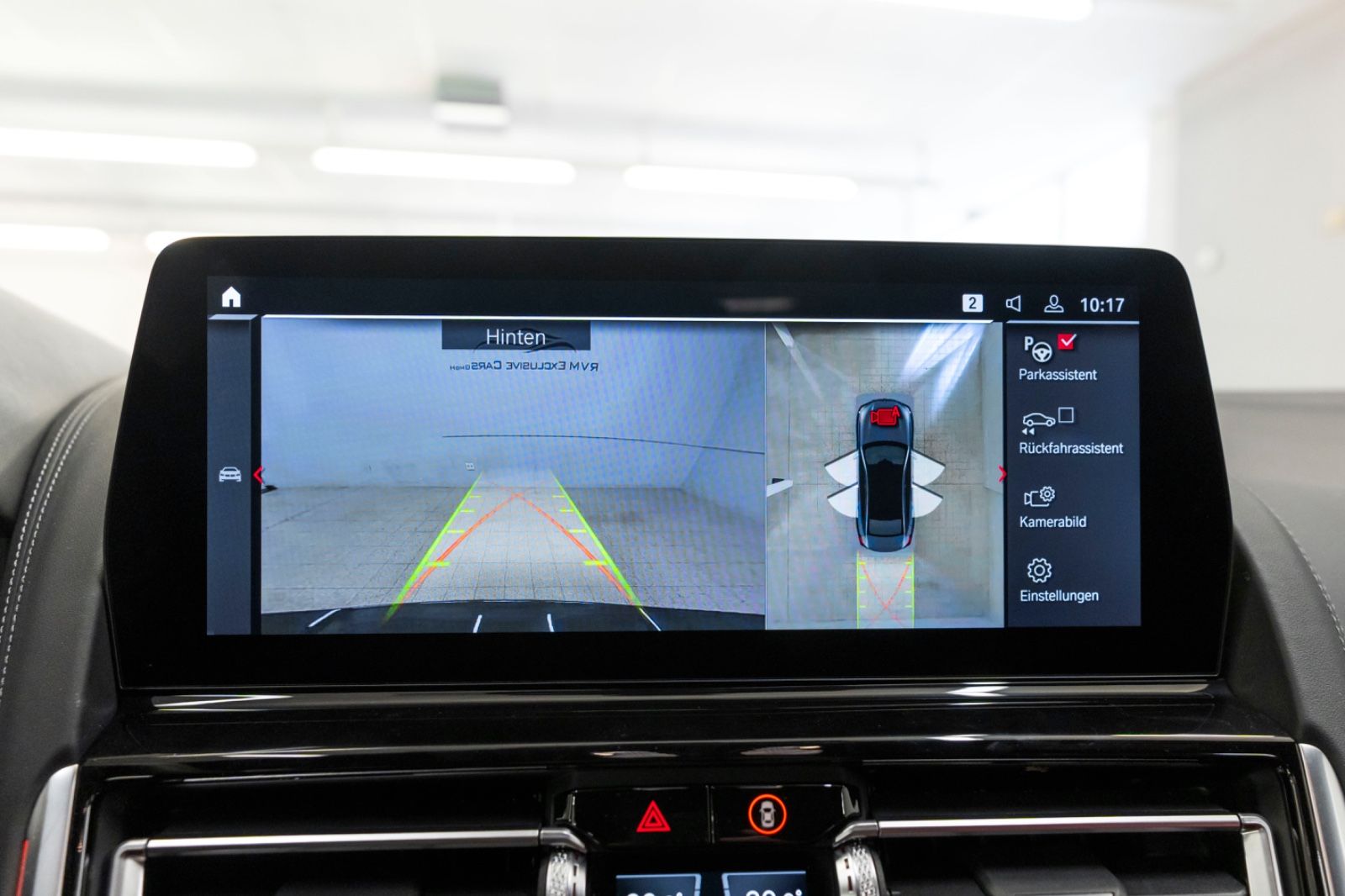 Fahrzeugabbildung BMW M8 Competition GC Head Up Laserlicht B&W ACC 360