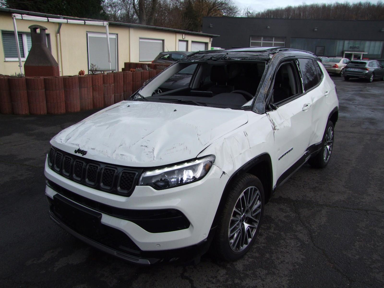 Jeep Compass Summit Mild-Hybrid FWD