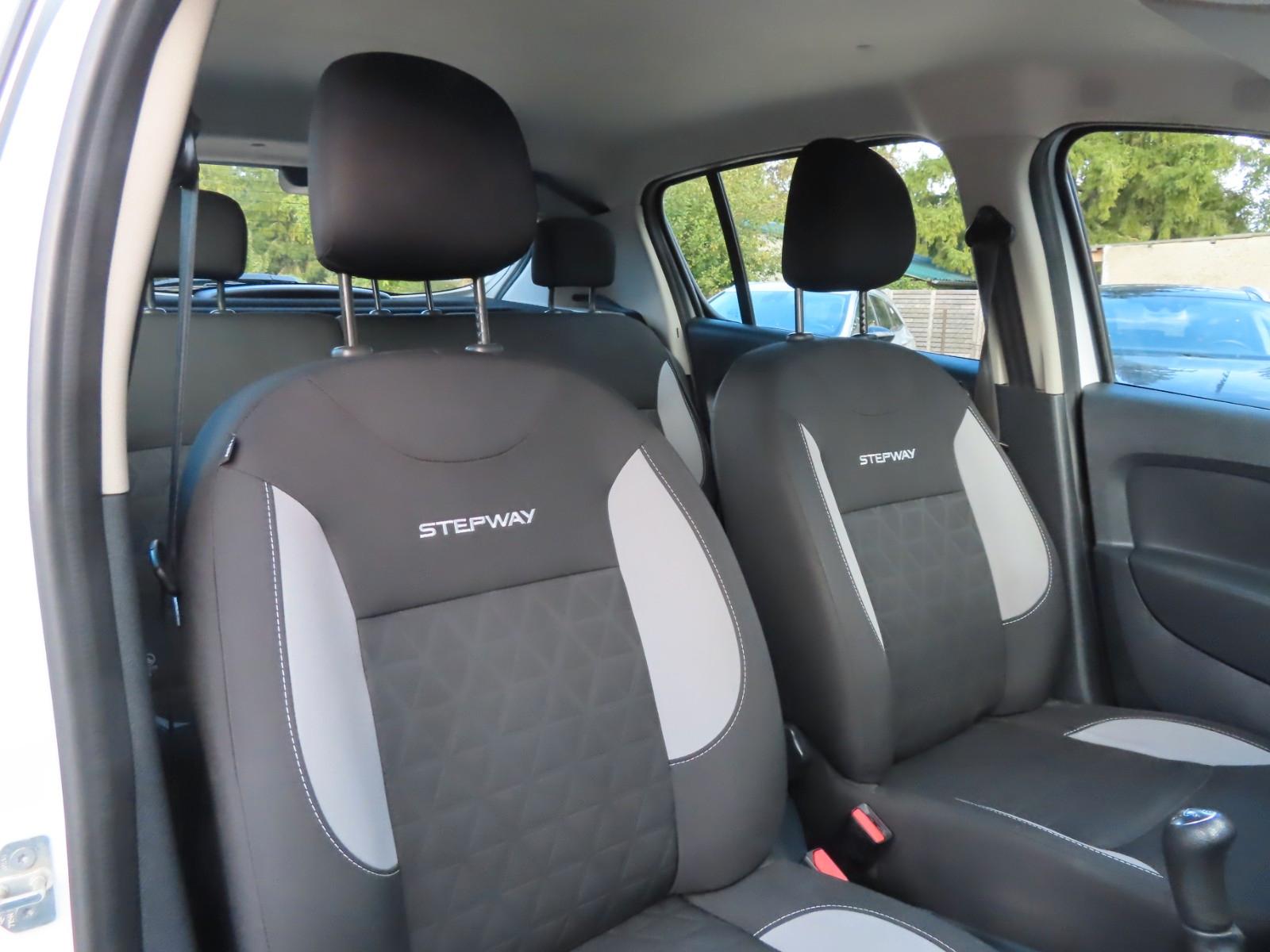 Dacia Sandero 2015 — photo 9