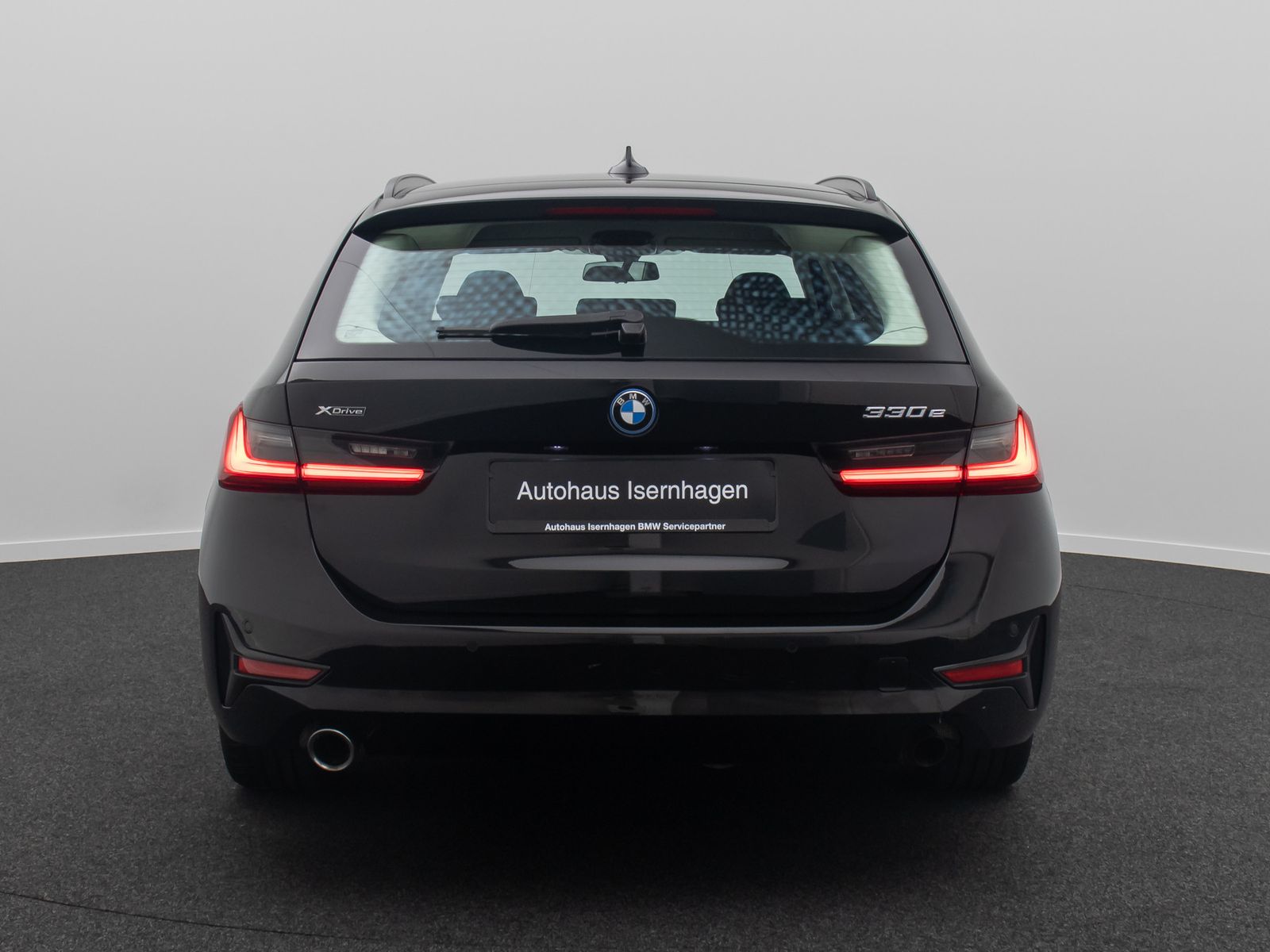 Fahrzeugabbildung BMW 330e xD Laser HUD DAB AHK Alarm Sport HiFi