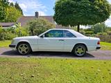 Mercedes-Benz Sehr schöner 300 CE  W124 - Mercedes-Benz R 300 von privat