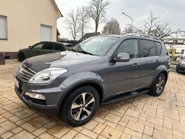 Ssangyong Rexton 2.0 TD 4WD+Leder+7 Sitze+AHK+2.Hand+SSD+