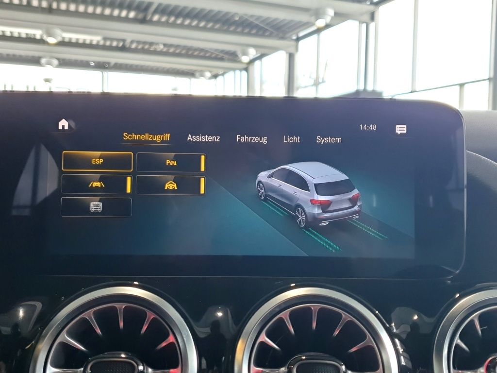 Fahrzeugabbildung Mercedes-Benz B 250 e AMG Line*Night Paket*el. Heckklappe