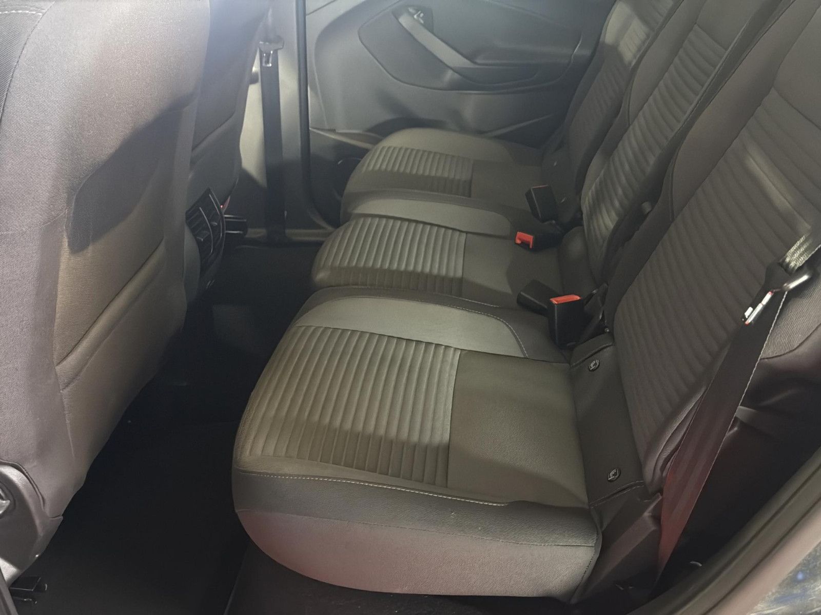 Fahrzeugabbildung Ford C-Max C-MAX Titanium / AHK