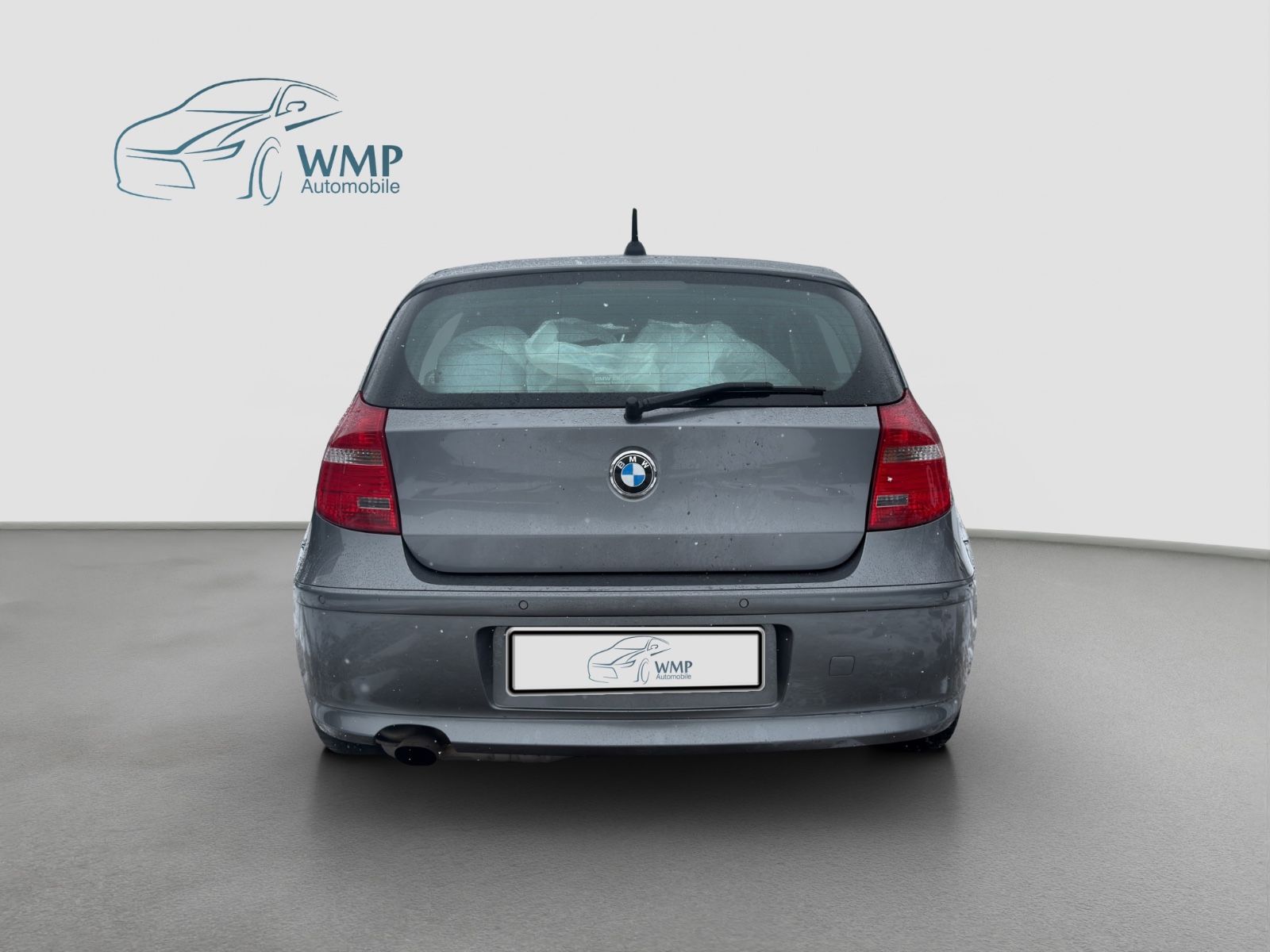 Fahrzeugabbildung BMW 118i Limousine /Klimaautom./Sitzhz./PDC/