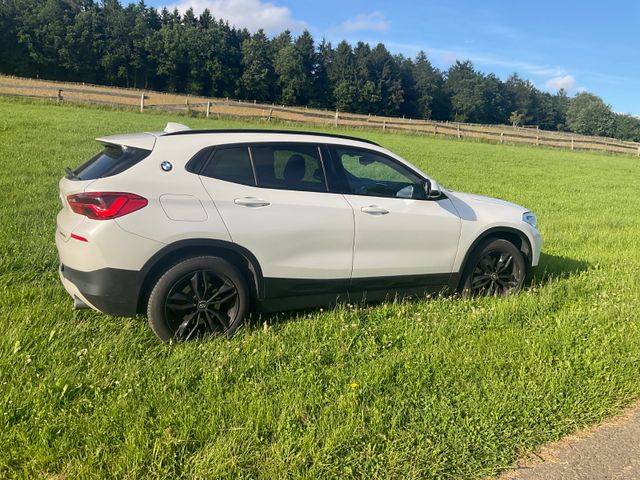 BMW X2 sDrive20d Advantage Plus Steptronic Advan...