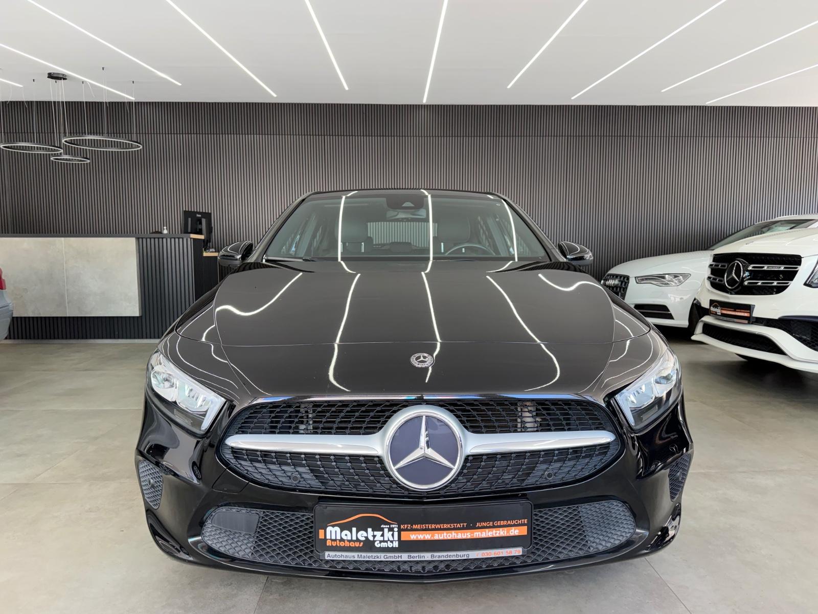 Mercedes-Benz A 180d*Parkpaket*MBUX*Navi*Spurhalteass*LED*