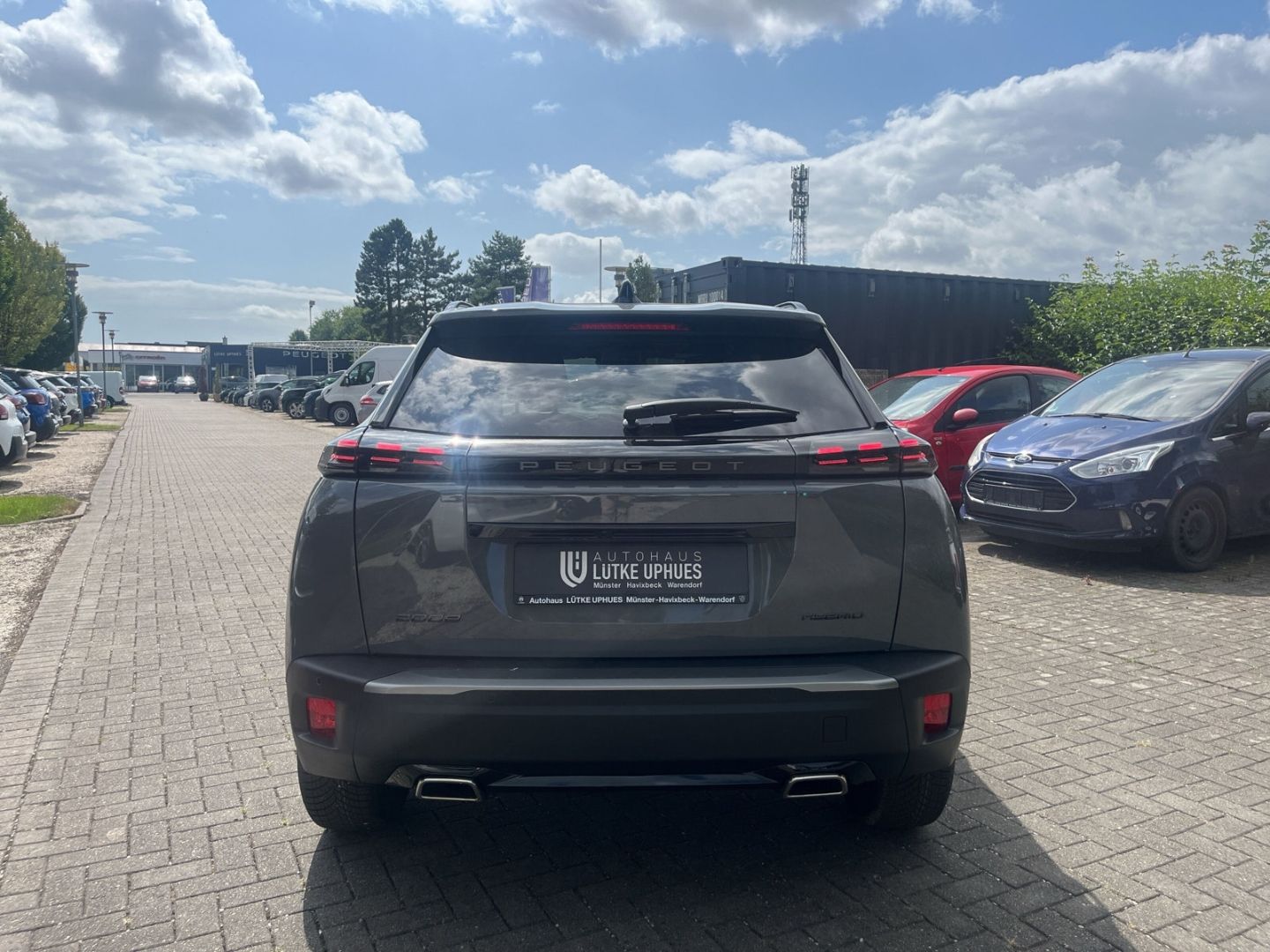 Fahrzeugabbildung Peugeot 2008 ALLURE HYBRID 145 e-DSC6 Navi LED ACC SHZ