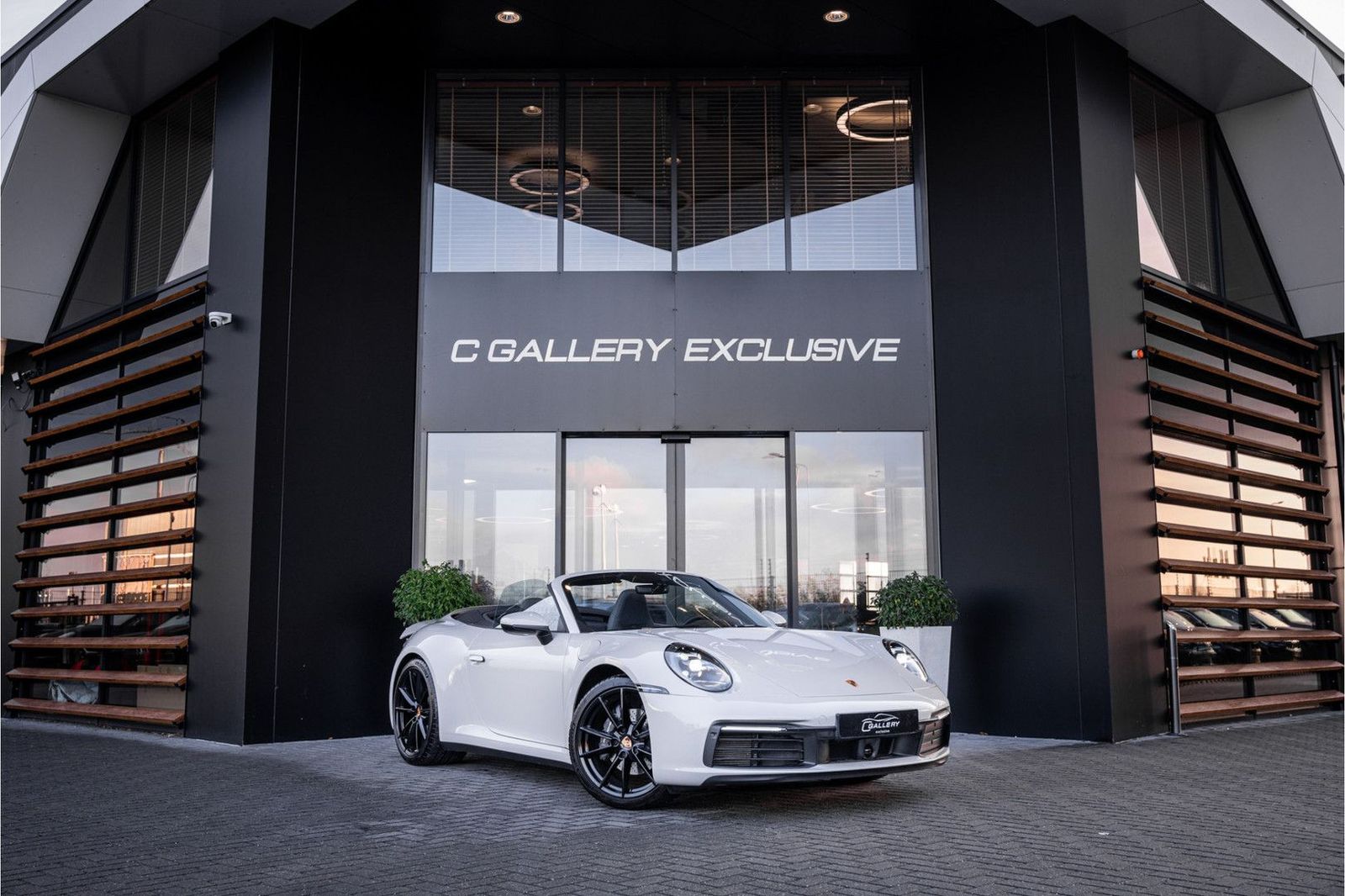 PORSCHE 992 Cabrio 3.0 Carrera - BTW | Memory | Bose | A